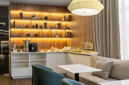 Тепло Отели рядом с достопримечательностью «Красный вымпел»