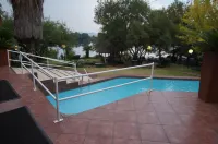 The Waterfront Country Lodge - Pools