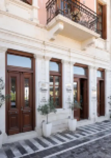 Civitas Suites Hotel