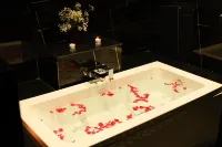 Sunstone Suites