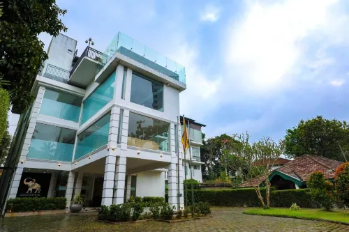 Hotel Ganthera Kandy