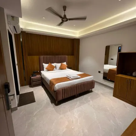 The Hoften Lotus Court, Noida