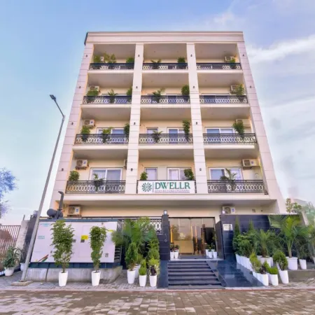 Dwellr Luxury Stays