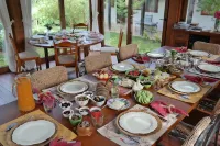 Kamarca House Hotel - breakfast