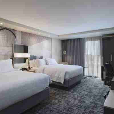 Courtyard St. Louis Brentwood Rooms