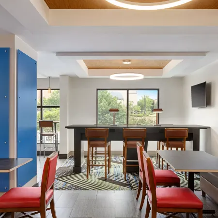 Holiday Inn Express & Suites GREENVILLE-DOWNTOWN by IHG