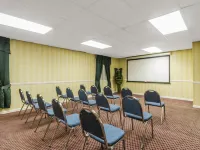 Days Inn by Wyndham Troy Hotels in Troy