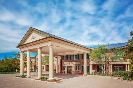 Residence Inn West Orange Отели рядом с достопримечательностью «Crown Plaza»