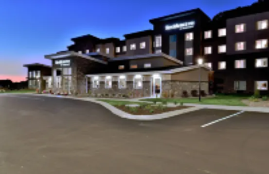 Residence Inn Eau Claire のホテル