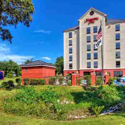 Hampton Inn Biloxi Hotel Exterior