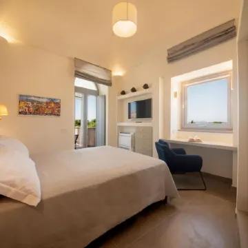 Insula Boutique Hotel