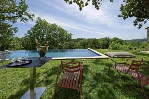Les Demeures de Valette Hotels in Souvigne