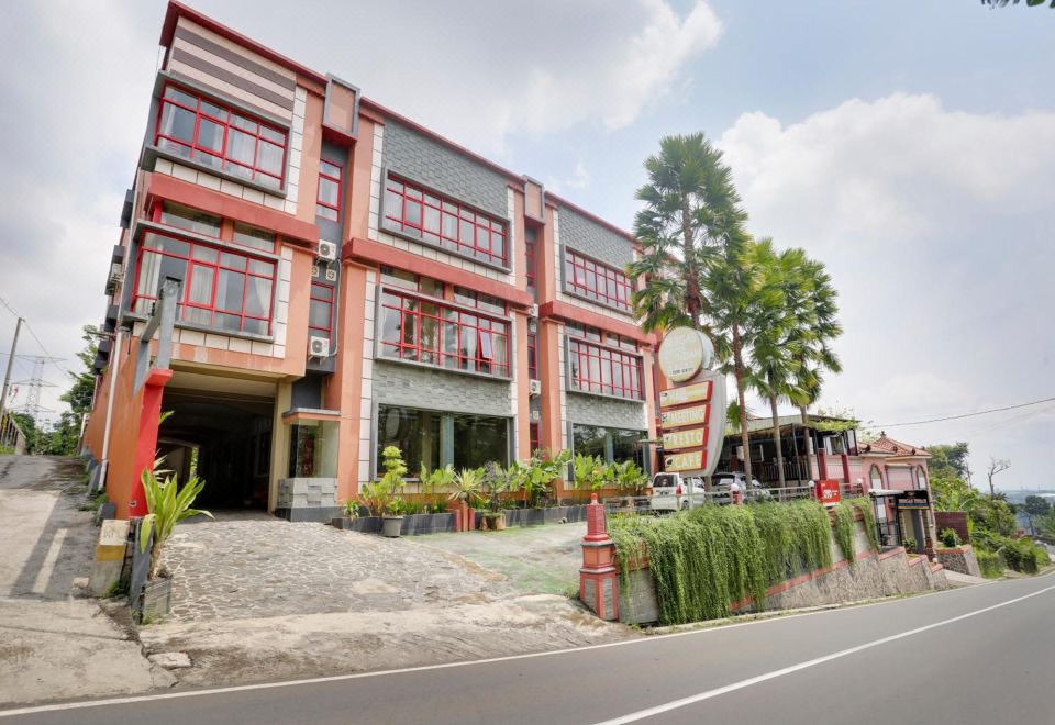 hotel overview picture