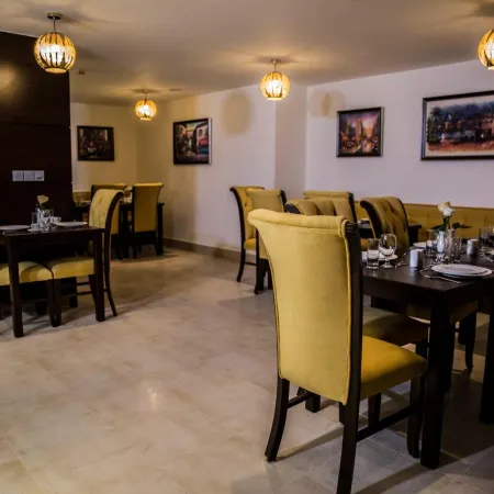 Naylover Hotel Suites