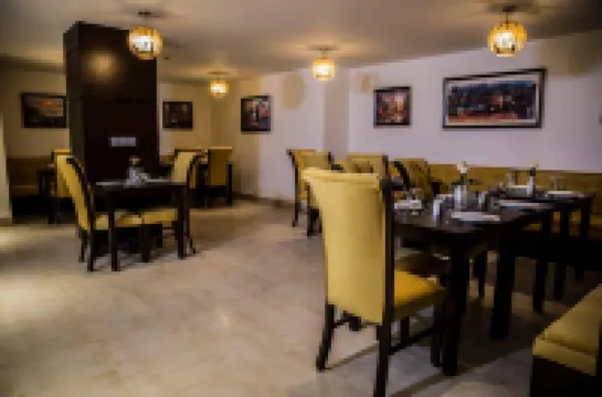 內洛夫套房飯店