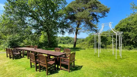 Kirkhill Estate Rooms Отели рядом с достопримечательностью «Росслинский замок»