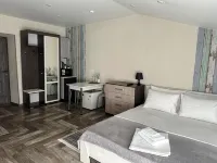 Tri Kita โรงแรมในบราตสก์