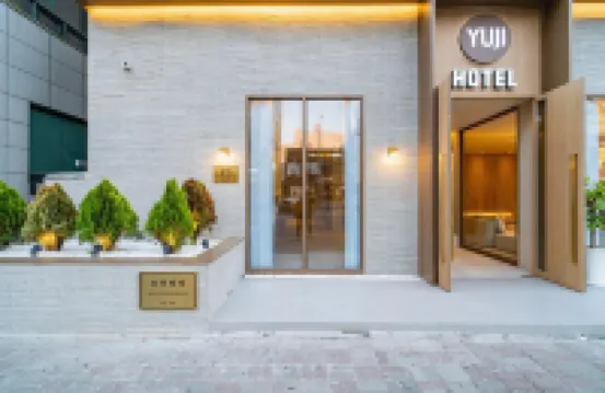 Goyang Hotel Yuji Hotels near West Five Royal Tombs, Goyang (Seooreung)
