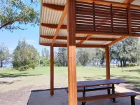 Bay & Basin Hotels in Woollamia