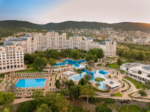Dreams Sunny Beach Resort and Spa - Premium All Inclusive فنادق في Nesebar