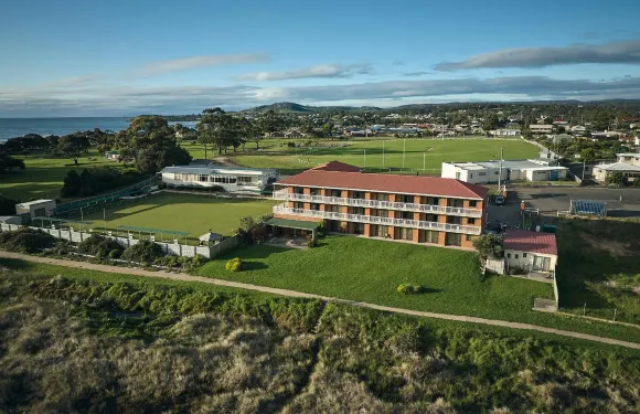 斯旺海岸滑鐵盧酒店