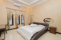 Boss Residence Serang Mitra RedDoorz