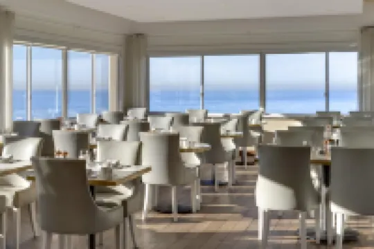 Huntley Santa Monica Beach