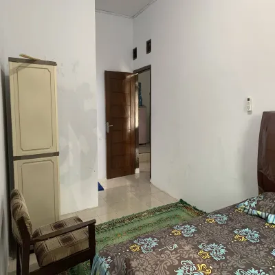 Homestay Alya Hotell i Bandorasa Wetan