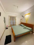 辛哈拉賈河邊度假村