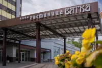 Hotel Vyatka - parking