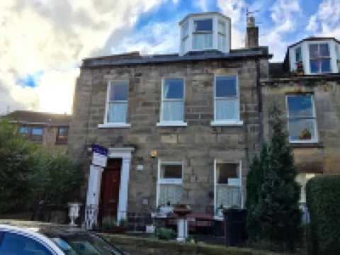 16 Pilrig Guest House