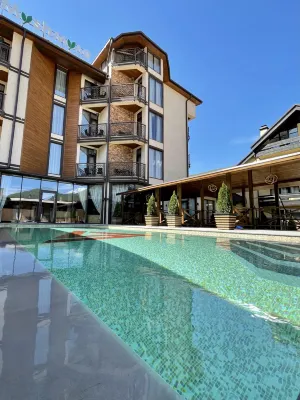 Vertex Hotel Hotel in zona Smotrovaya Polyana 960