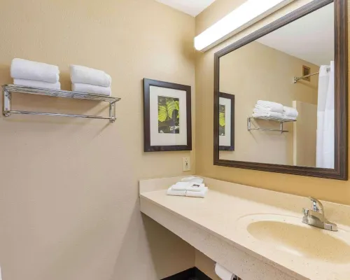 Extended Stay America Suites - St Louis - Westport - E Lackland Rd Photos