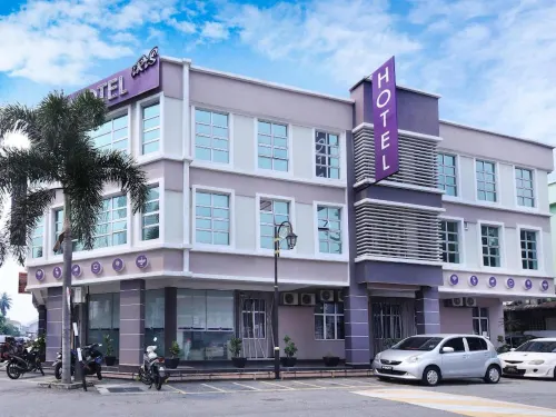 Iris Hotel Hotels in Kajang