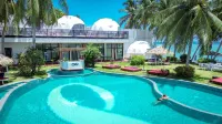 Infinity Beach Club - Hostel - Infinity Pools