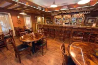 Fulton Steamboat Inn - bar