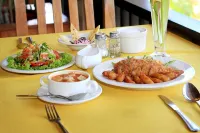 Puri Sari Beach Hotel