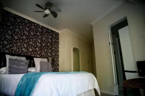Princes Lodge Guesthouse - Airport Shuttle
