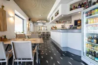 麥拉戈飯店 納戈住宿飯店