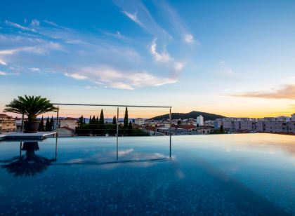 Art Hotel