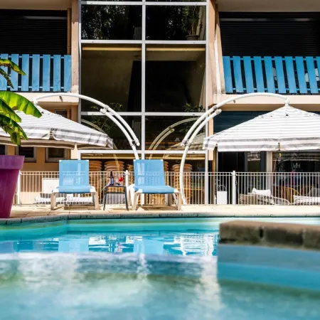 Hotel Logis Lacotel