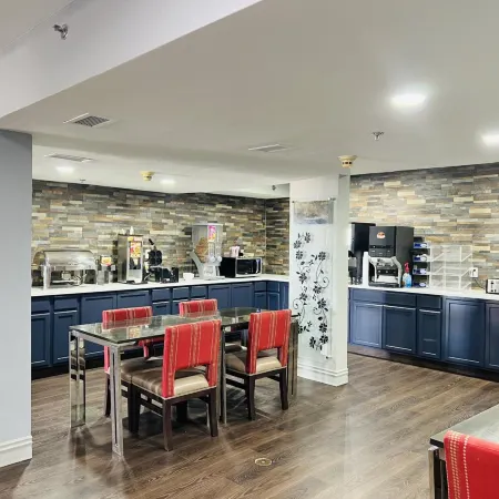 AmericInn by Wyndham Rawlins