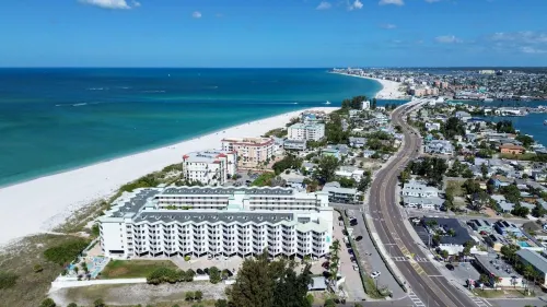 Sunset Vistas Two Bedroom Beachfront Suites - parking