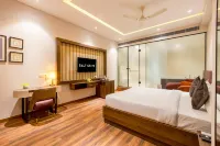 Saltstayz Premier Suite Chandigarh Mohali - Balkoner