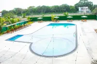 BigJ Villas - piscina