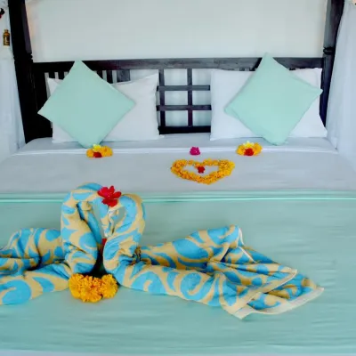 تيتي سيدانا هومستاي Hotels near شاطئ أميد