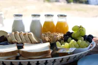 Tsakanos Apartments - breakfast