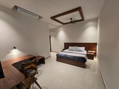 Karippals Inn