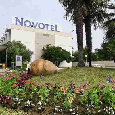 Hôtel Novotel Narbonne Sud Hotel Exterior