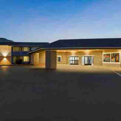 AmericInn by Wyndham la Crosse Riverfront Conference Center Hotel Exterior